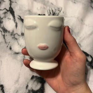 beauty pencil/makeup brush holder